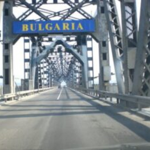 Restrictii la Podul "Prieteniei" Giurgiu-Ruse din cauza lucrărilor de reparatii