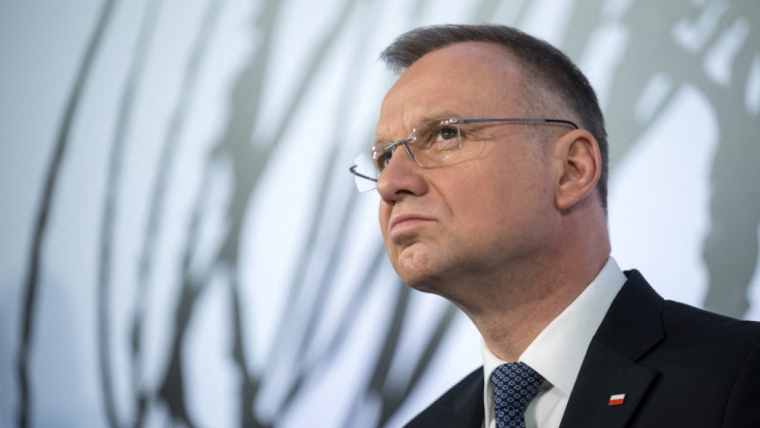 Guvernul Poloniei schimbă peste 50 de ambasadori, dar președintele Duda s-a opus