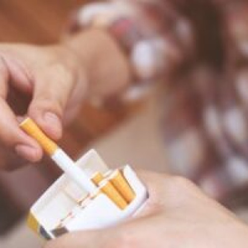 Magazin închis temporar și amendat în Săcele pentru vânzarea de țigări minorilor