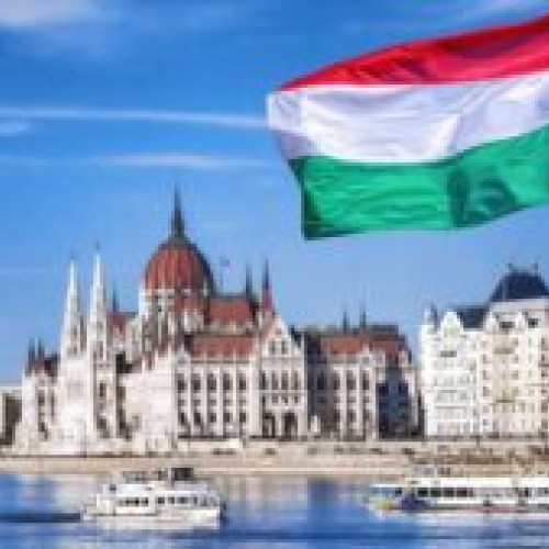Mii de oameni au manifestat împotriva corupției la Budapesta, cerând demisia premierului Viktor Orban