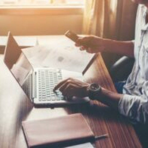 Top 5 afaceri online în anul 2024 - oportunități și tendințe în lumea digitală