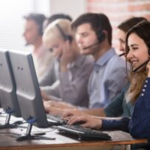 Retailul, serviciile, call-center și turismul sunt domeniile cu cele mai multe locuri de muncă scoase în piață în primul trimestru