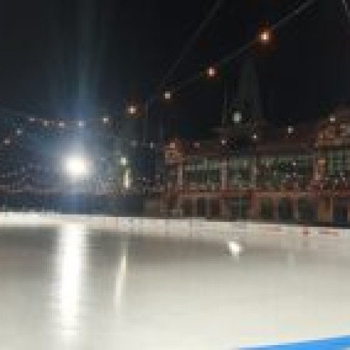 Profit record pentru patinoarul de la Olimpia, un succes pentru sportivii din Braşov şi turişti!