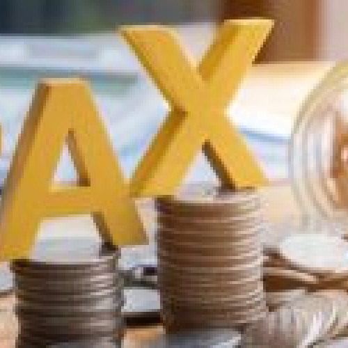 Guvernul pregătește noi taxe: două variante pe masa discuțiilor. Care este impactul asupra românilor?