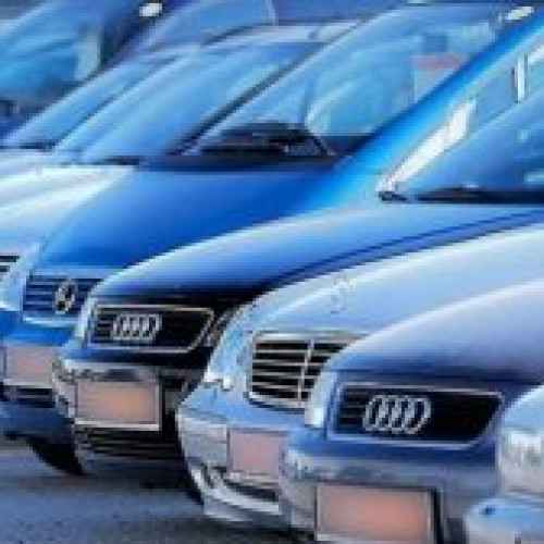 Economia Auto din Europa Încetinește din Cauza Cererii Reduse