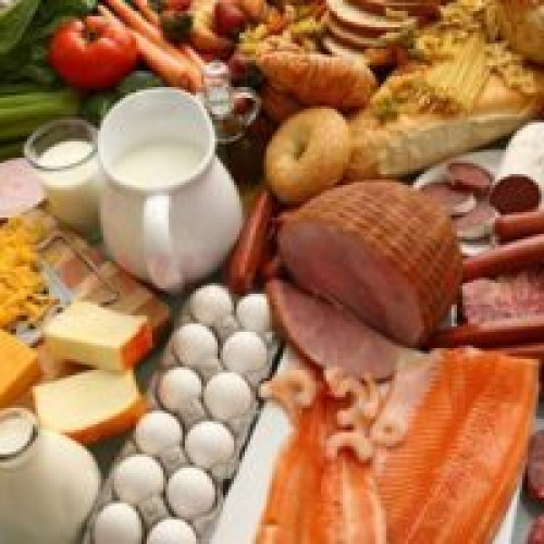 Plafonarea adaosului comercial la alimentele românești va fi aplicată în maximum două săptămâni