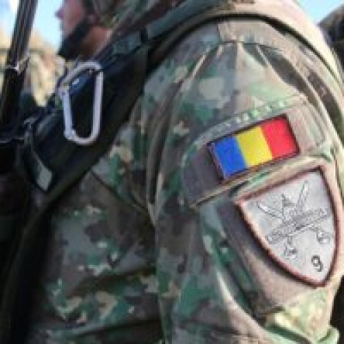Sute de rezerviști din Botoșani, chemați urgent la unitatea militară din reședința de județ pentru actualizarea datelor