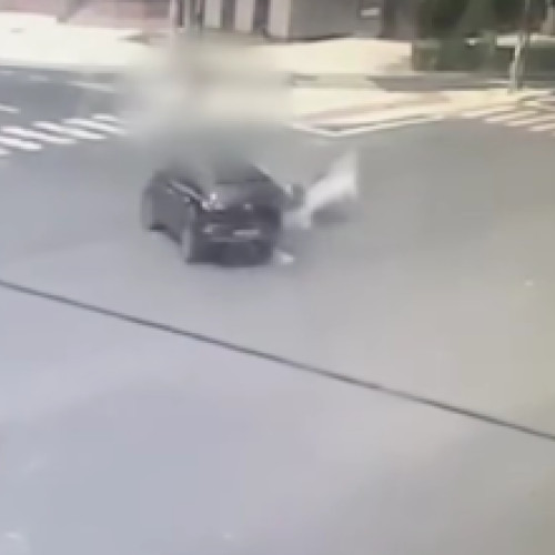Motociclist lovit mortal în Deva de o mașină care nu i-a acordat prioritate