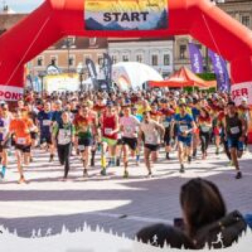 Peste 2.500 de alergători vor lua startul, în weekend, la Brașov Marathon. RESTRICȚII DE CIRCULAȚIE