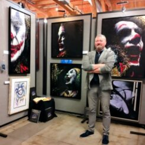 FOTO Artistul plastic brașovean Ovidiu Cărpuşor, invitat să expună la Los Angeles