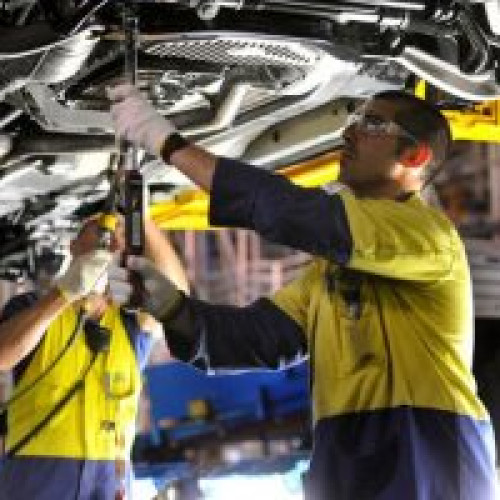 Producția industrială a crescut în primele patru luni ale anului