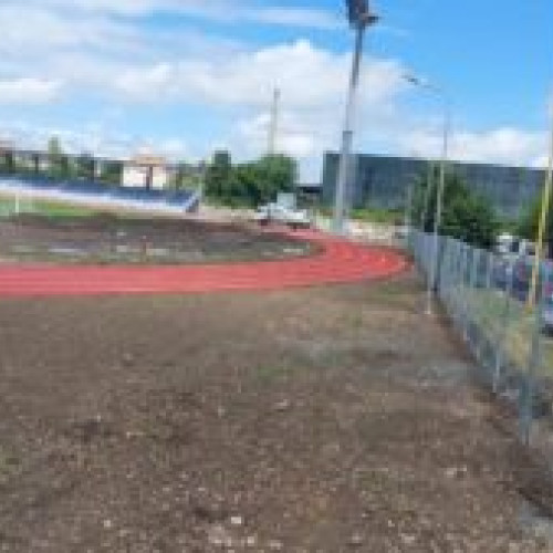 Primarul Allen Coliban a inaugurat o baza sportiva neterminata