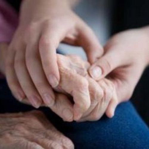 Un test de sânge bazat pe inteligența artificială ar putea prezice boala Parkinson cu până la șapte ani înainte de apariția simptomelor