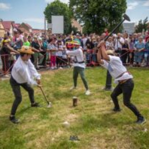 Festivalul &quot;Sărbătoarea Rusaliilor&quot; la Feldioara își deschide porțile Duminică